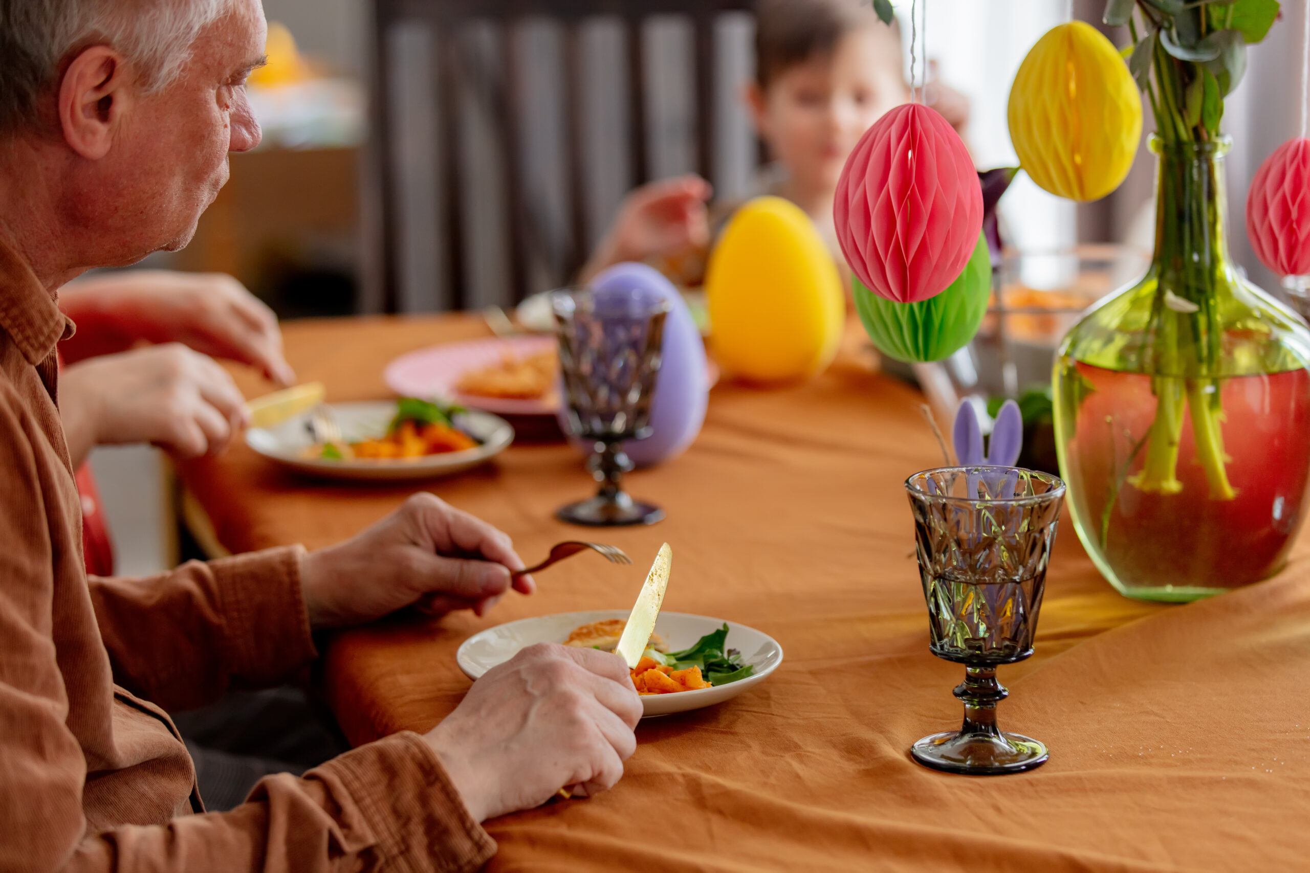 Préparer un repas de Pâques festif sans dépasser son budget